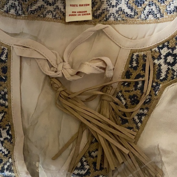 ⭐️ SUNDANCE: Embroidered Sand Tunic - Picture 5 of 5